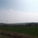 Ökototal: Wiesen, Felder, Sträucher und ... Windkraft