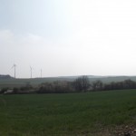 Panorama-Ansicht mit Zauber und Windrädern