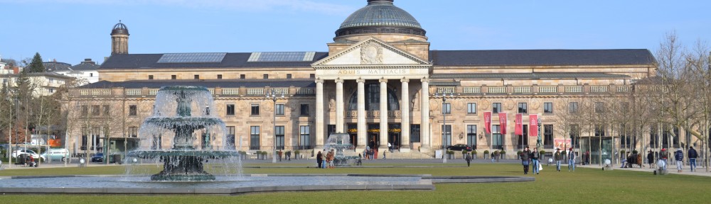 Kurhaus mit Kaskadenbrunnen