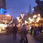 Verkaufsbuden auf dem Weihnachtsmarkt