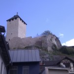 Blick von unten zur Burg