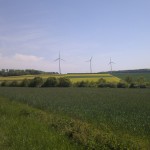 In der Ferne, Windkraftanlagen
